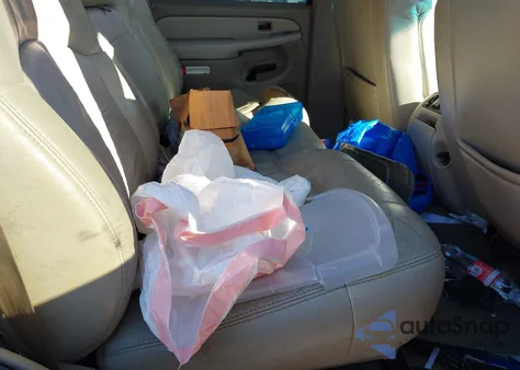 2001 Chevrolet Tahoe Lt z USA, uszkodzony, nr VIN 1GNEK13T01R189099